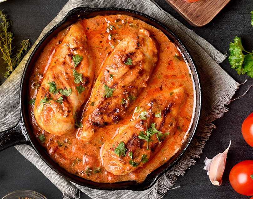 Κοκκινιστό Κοτόπουλο στην Κατσαρόλα